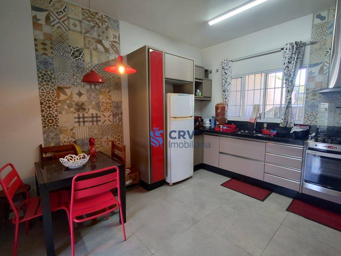 Casa à venda com 3 quartos, 130m² - Foto 8