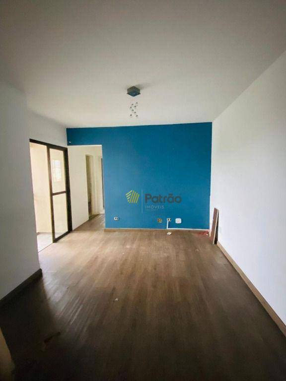 Apartamento à venda com 2 quartos, 55m² - Foto 10