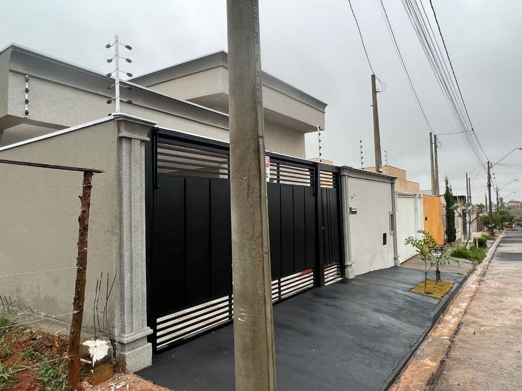 Casa à venda com 3 quartos, 100m² - Foto 44