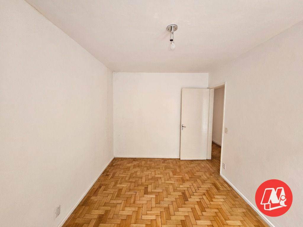 Apartamento para alugar com 3 quartos, 90m² - Foto 11