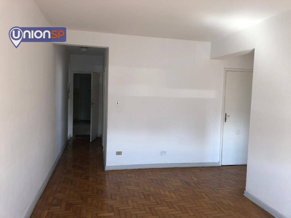 Apartamento à venda com 1 quarto, 61m² - Foto 1