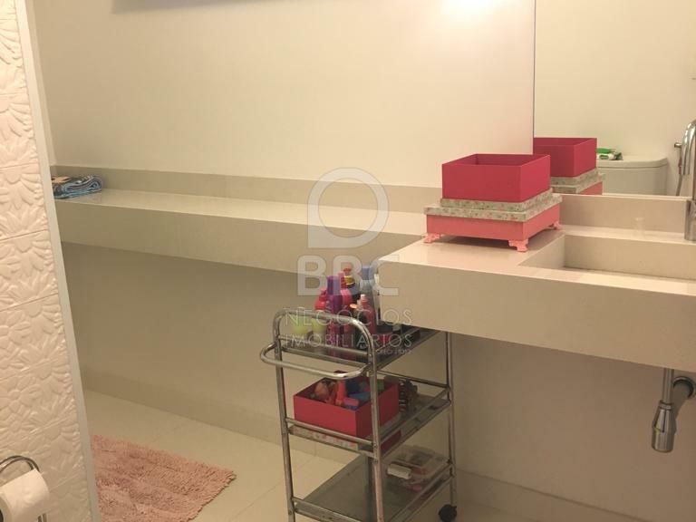 Apartamento à venda com 3 quartos, 142m² - Foto 15