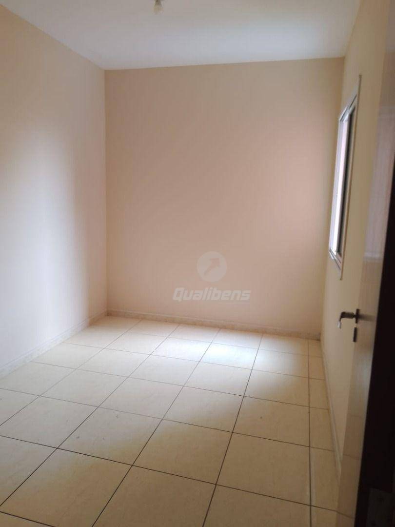 Apartamento para alugar com 2 quartos, 75m² - Foto 10