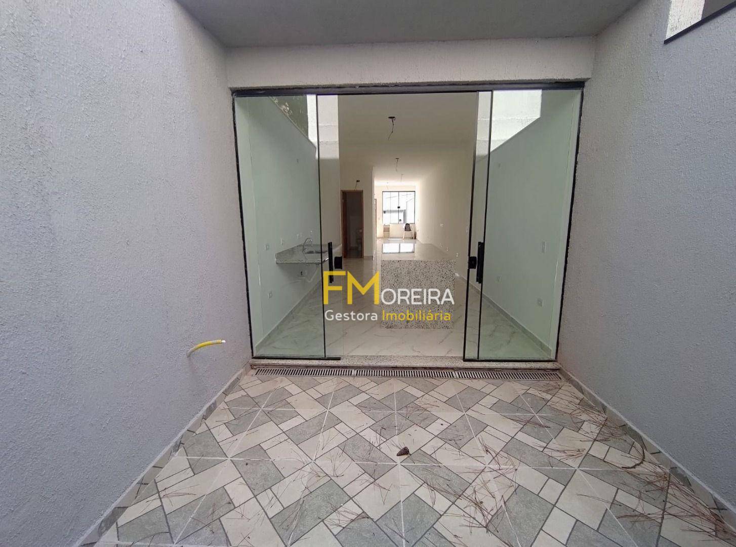 Sobrado à venda com 3 quartos, 126m² - Foto 4