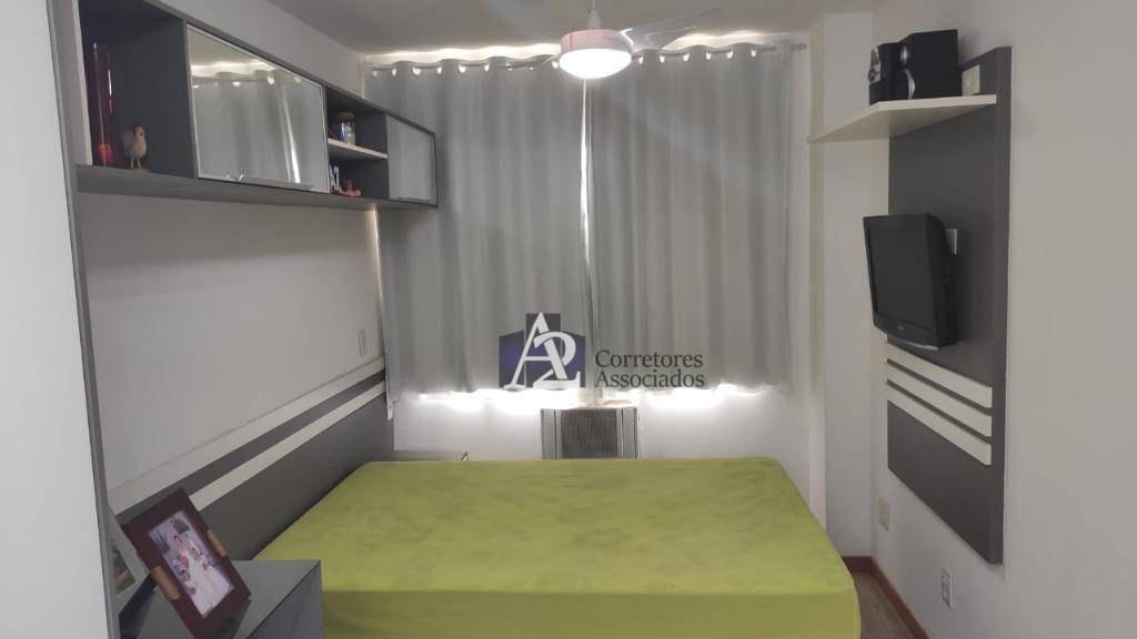 Apartamento à venda com 2 quartos, 61m² - Foto 9