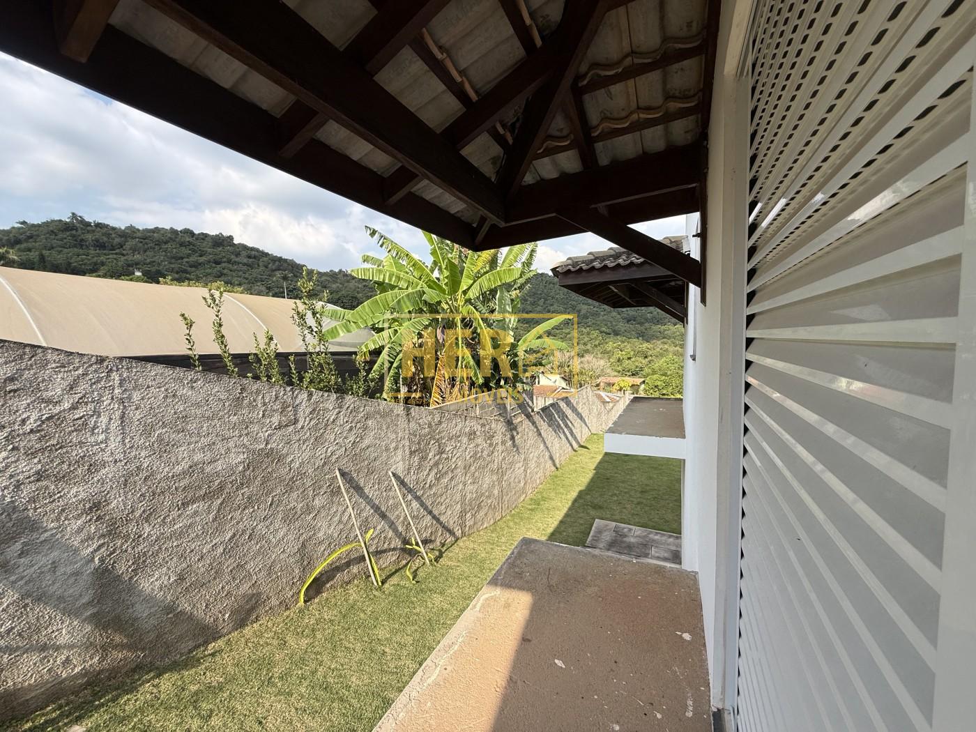 Chácara à venda com 7 quartos, 2120m² - Foto 13