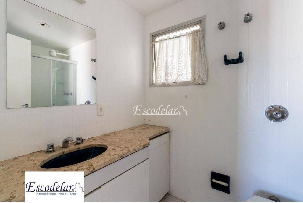 Apartamento à venda com 3 quartos, 135m² - Foto 8