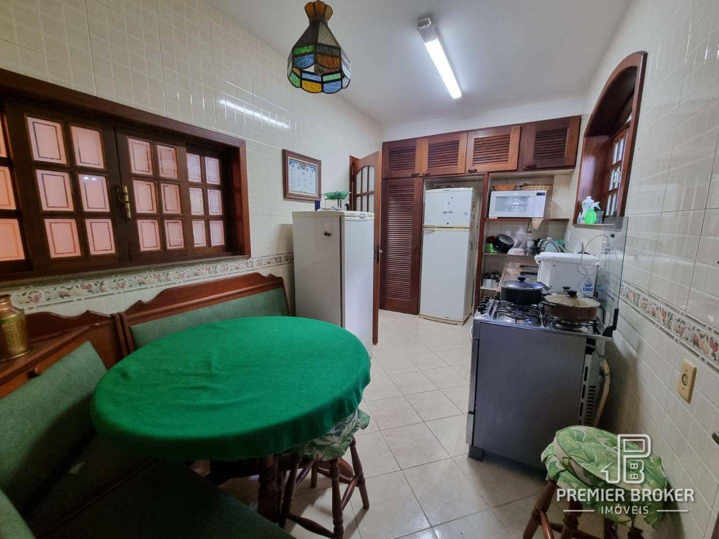 Casa de Condomínio à venda com 5 quartos, 368m² - Foto 24