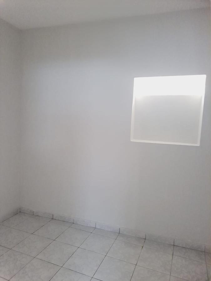 Casa para alugar com 3 quartos, 210m² - Foto 4