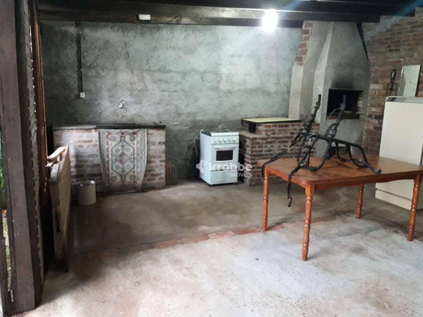 Casa à venda com 2 quartos, 70m² - Foto 11