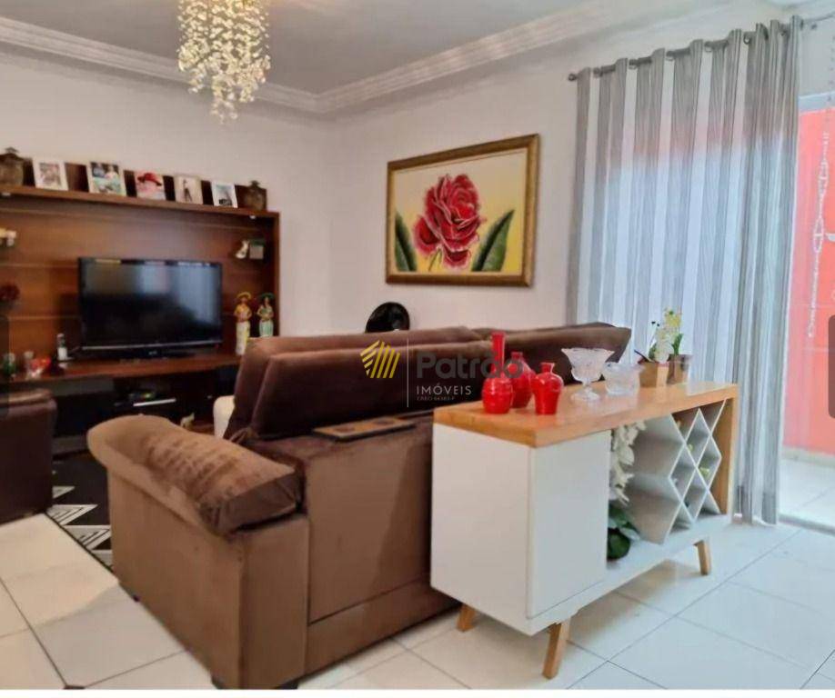 Sobrado à venda com 3 quartos, 204m² - Foto 1