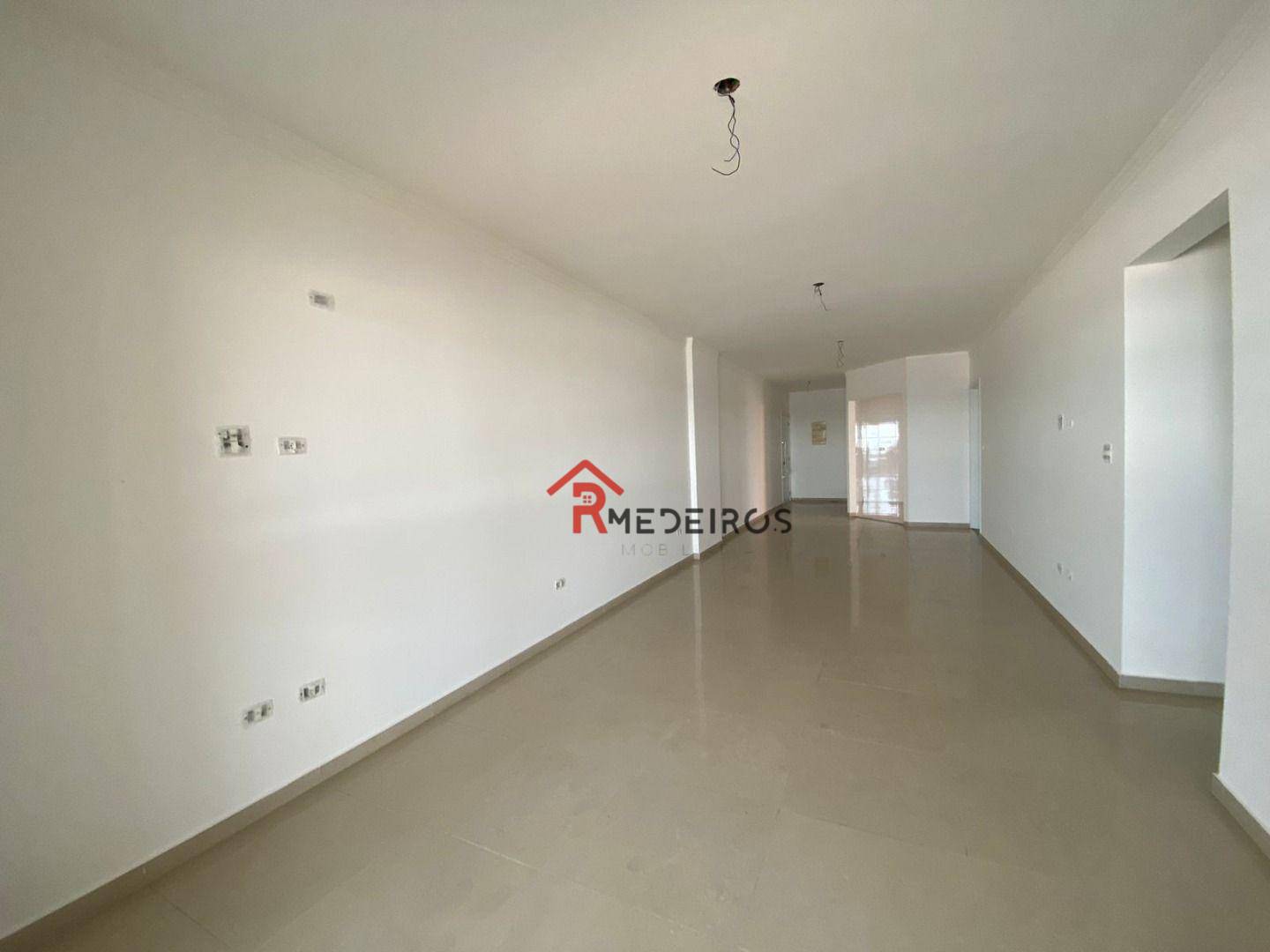 Apartamento à venda com 3 quartos, 173m² - Foto 4