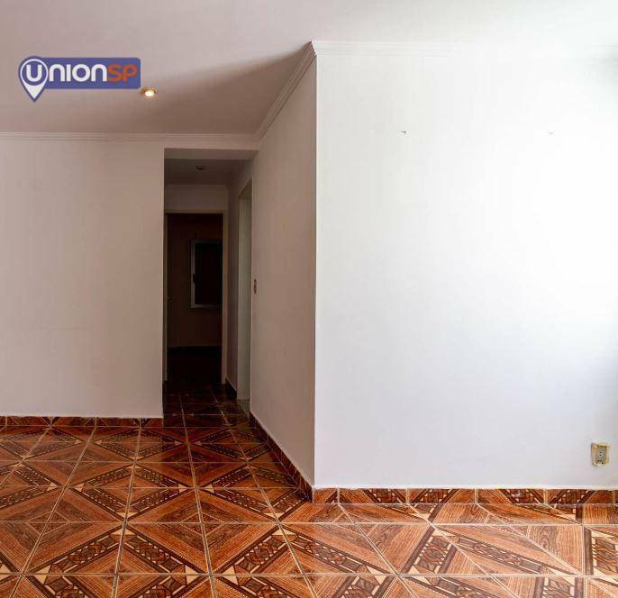 Apartamento à venda com 2 quartos, 68m² - Foto 4