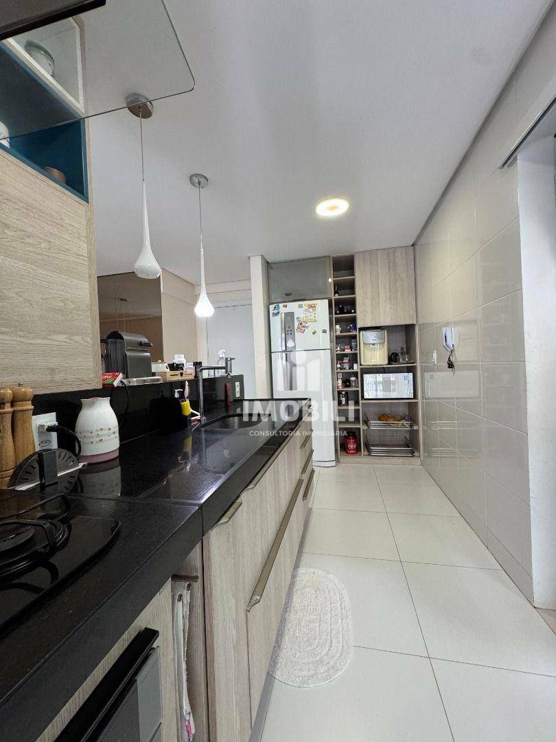 Apartamento à venda com 3 quartos, 114m² - Foto 17