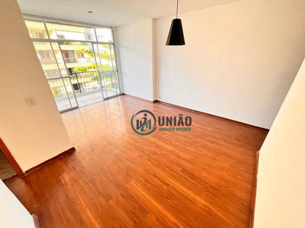 Apartamento à venda com 2 quartos, 80m² - Foto 24