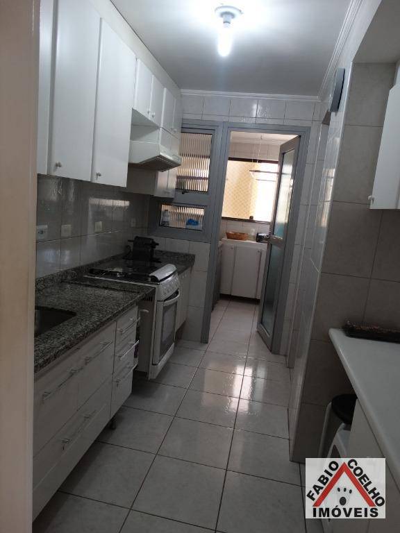 Apartamento à venda com 3 quartos, 75m² - Foto 6