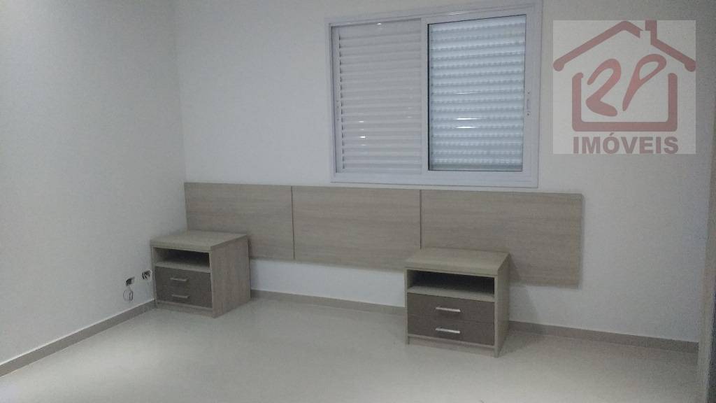 Sobrado à venda com 3 quartos, 300M2 - Foto 25