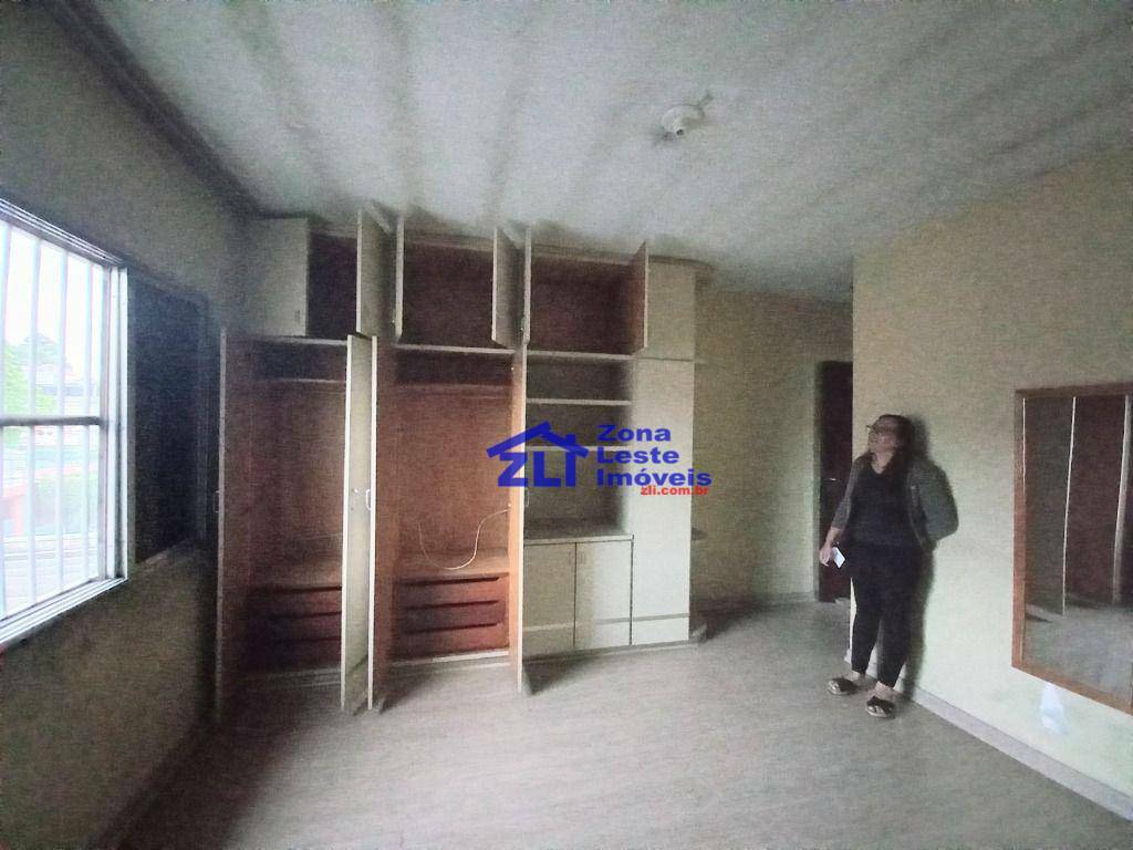 Sobrado para alugar com 4 quartos, 300m² - Foto 17