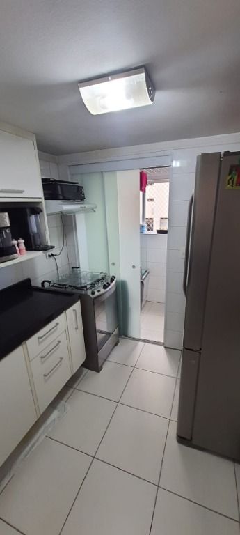 Apartamento à venda com 2 quartos, 60m² - Foto 18