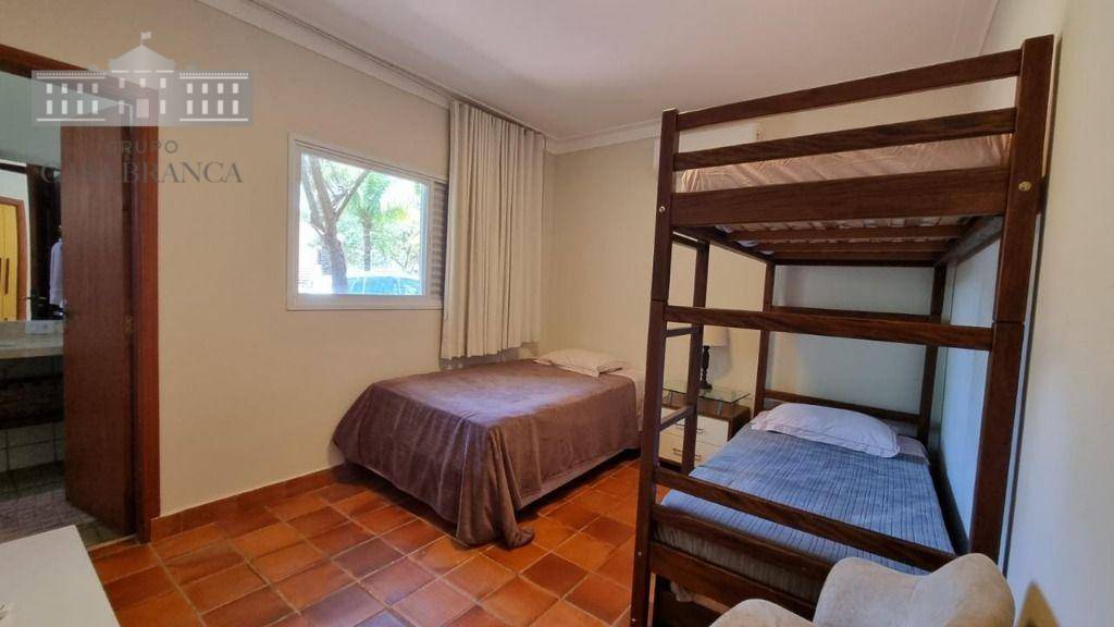 Chácara à venda com 4 quartos, 290m² - Foto 18