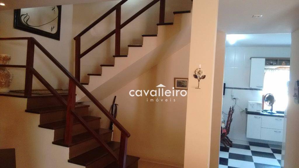 Casa à venda com 3 quartos, 307m² - Foto 11