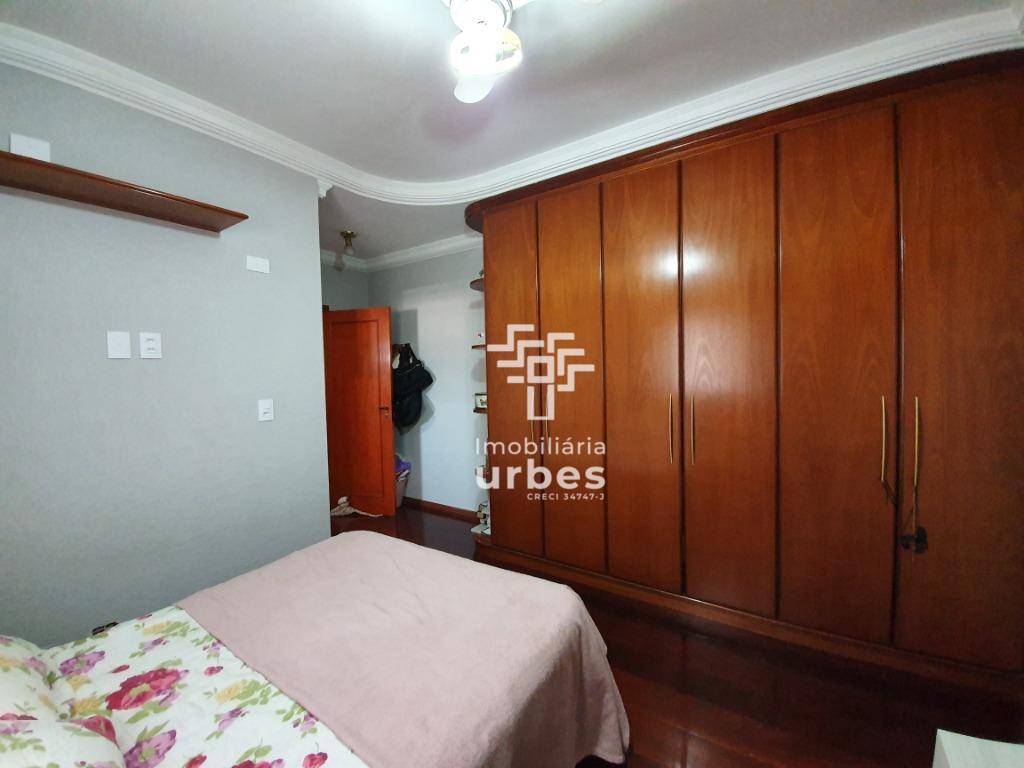 Casa à venda com 3 quartos, 342m² - Foto 31