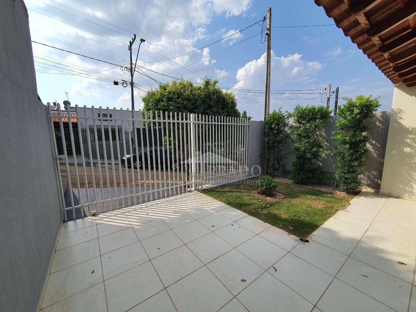 Casa à venda com 2 quartos, 81m² - Foto 4