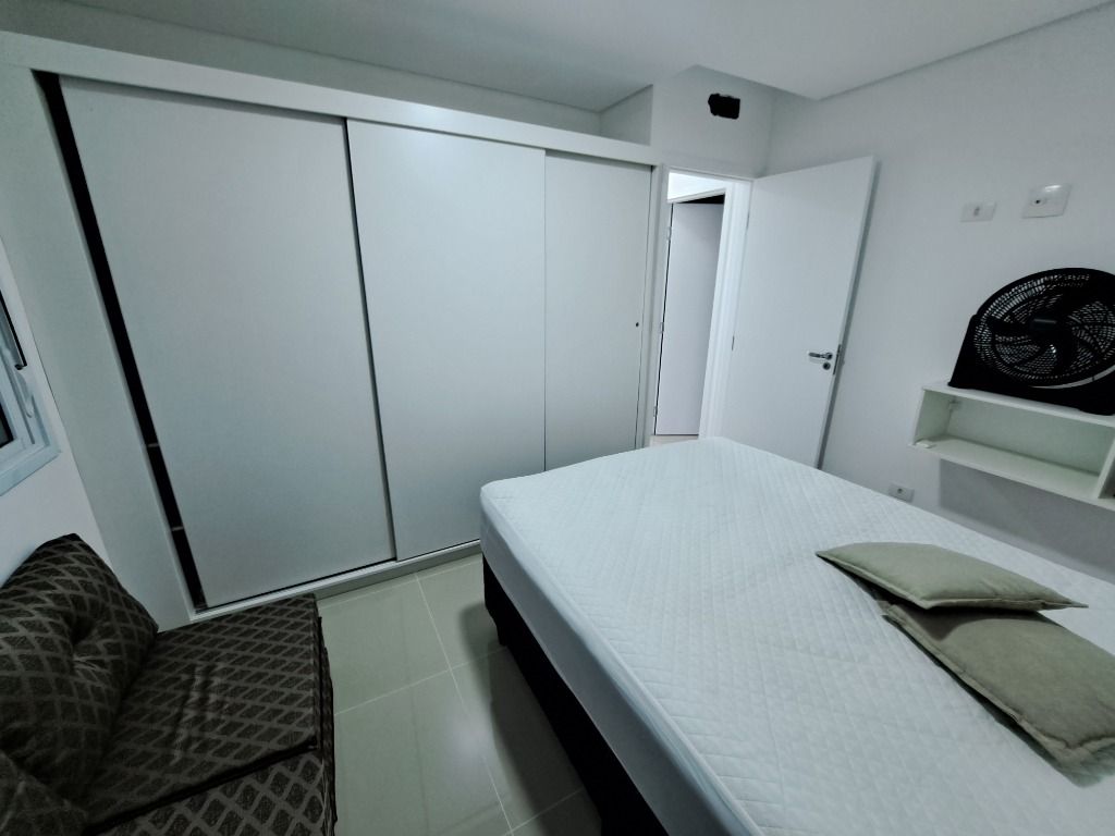 Apartamento à venda e aluguel com 3 quartos, 100m² - Foto 15