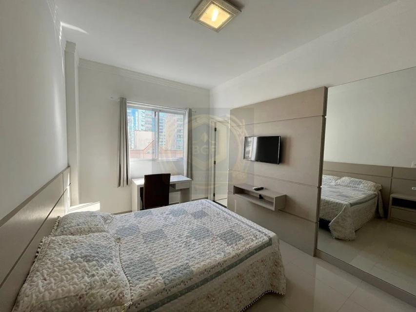 Apartamento à venda com 3 quartos, 135m² - Foto 8