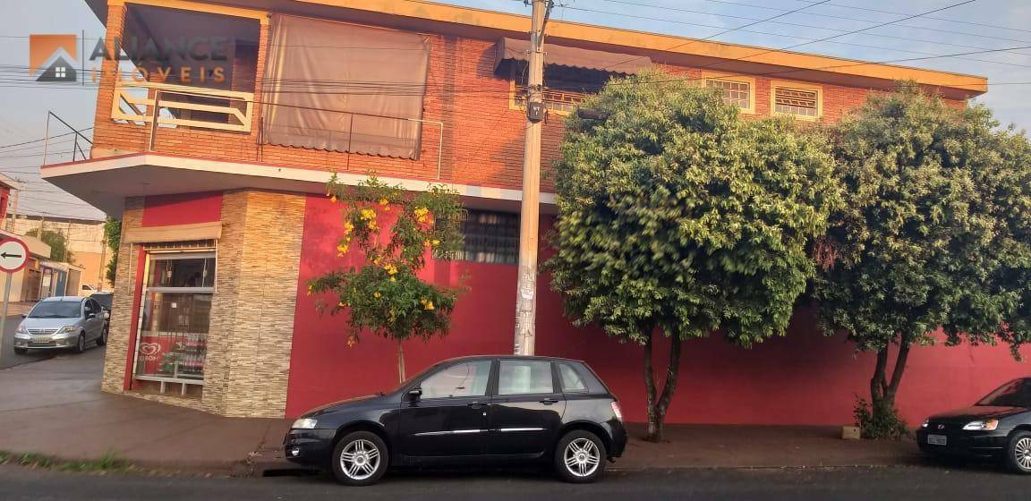 Sobrado à venda com 3 quartos, 142m² - Foto 1