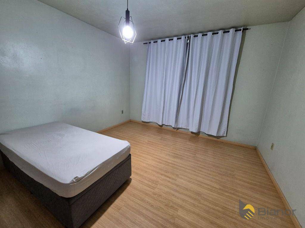 Casa à venda com 4 quartos, 190m² - Foto 13