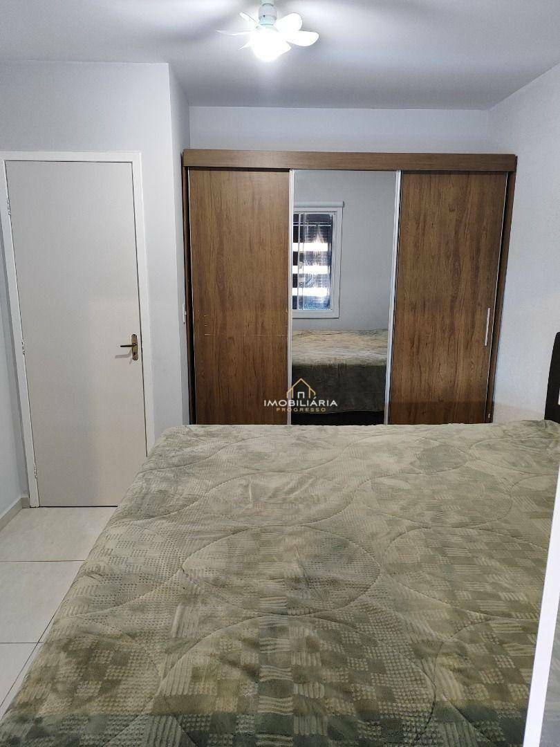 Casa à venda com 2 quartos, 60m² - Foto 24