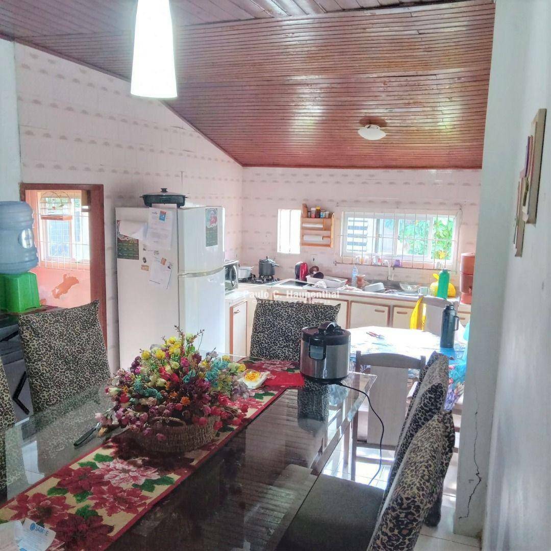 Casa à venda com 4 quartos, 220m² - Foto 5