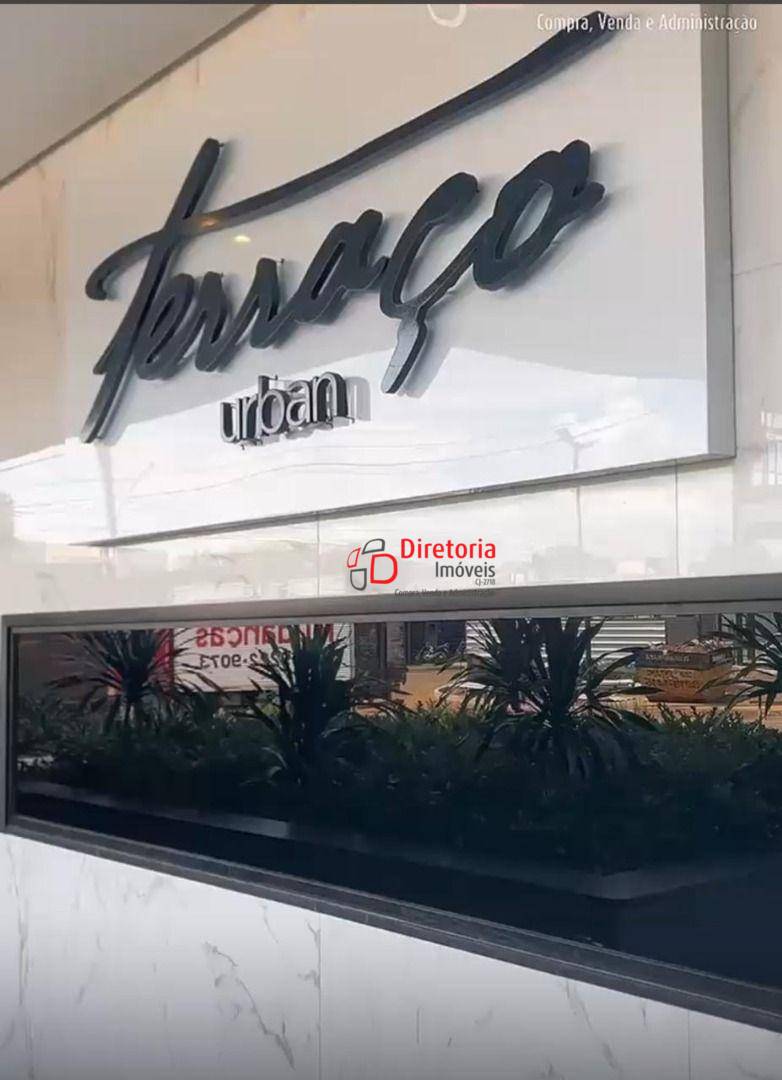 Apartamento à venda com 3 quartos, 94m² - Foto 3