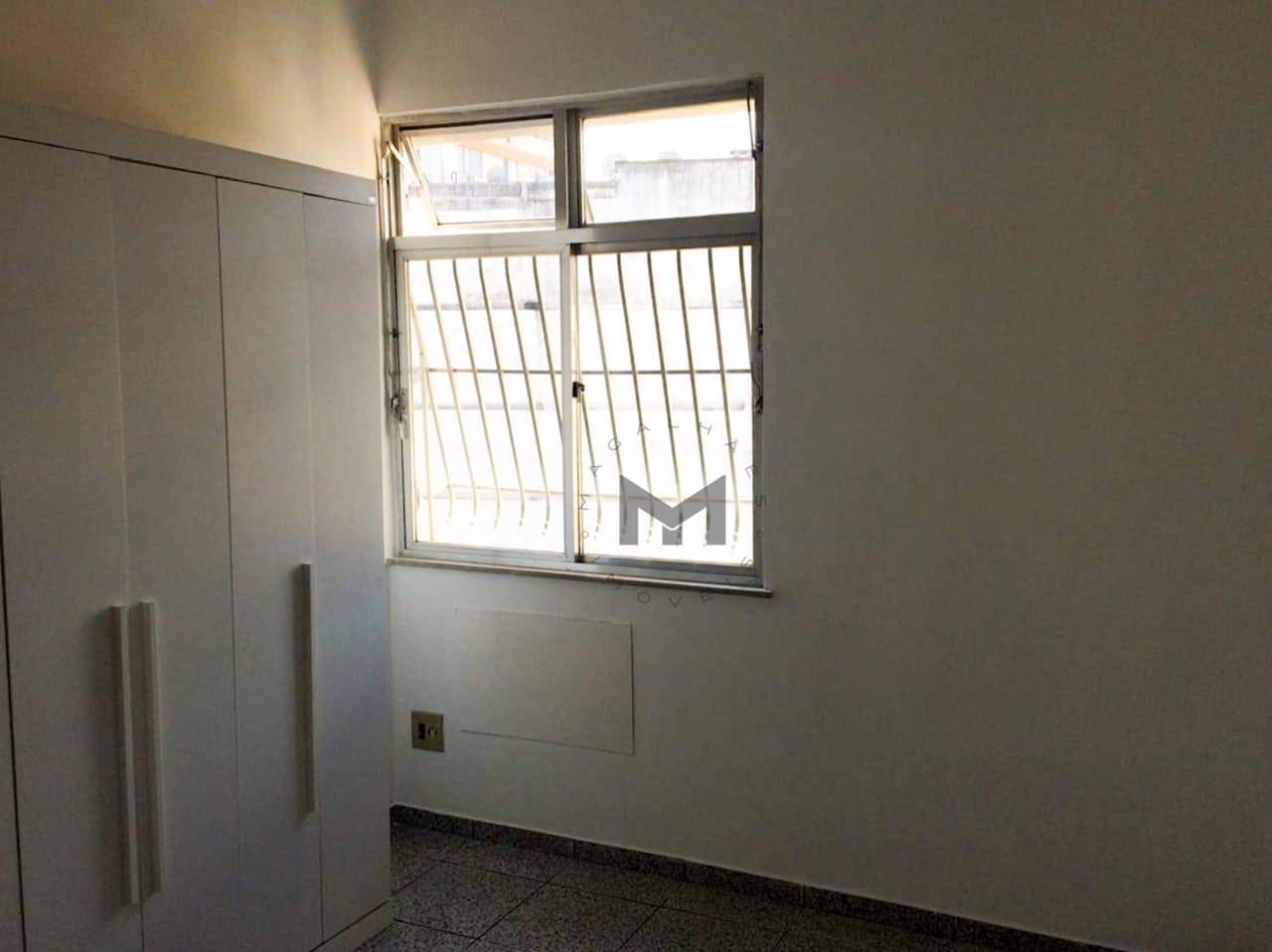 Apartamento à venda com 3 quartos, 101m² - Foto 7