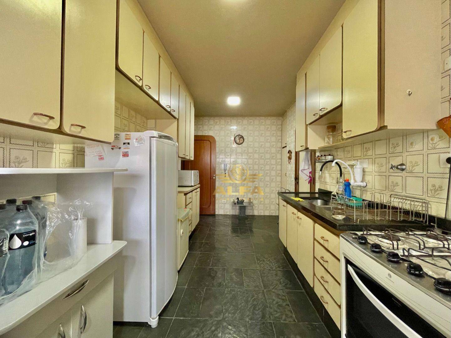 Apartamento à venda com 3 quartos, 130m² - Foto 23