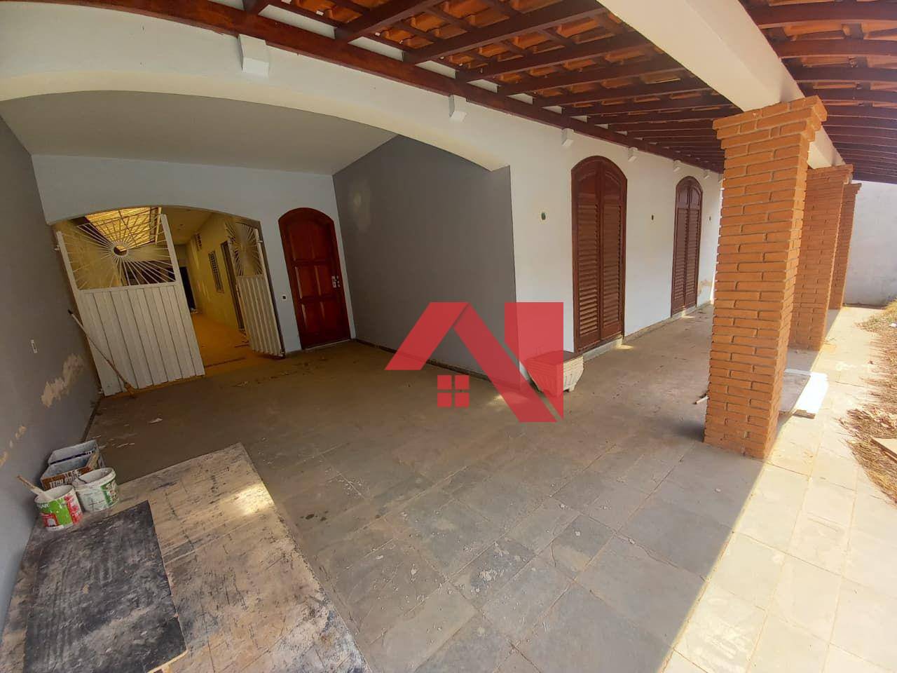 Casa, 3 quartos, 249 m² - Foto 2
