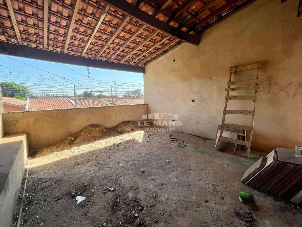 Casa à venda com 3 quartos, 200m² - Foto 15