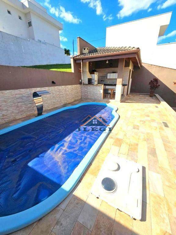 Casa de Condomínio à venda com 3 quartos, 312m² - Foto 4