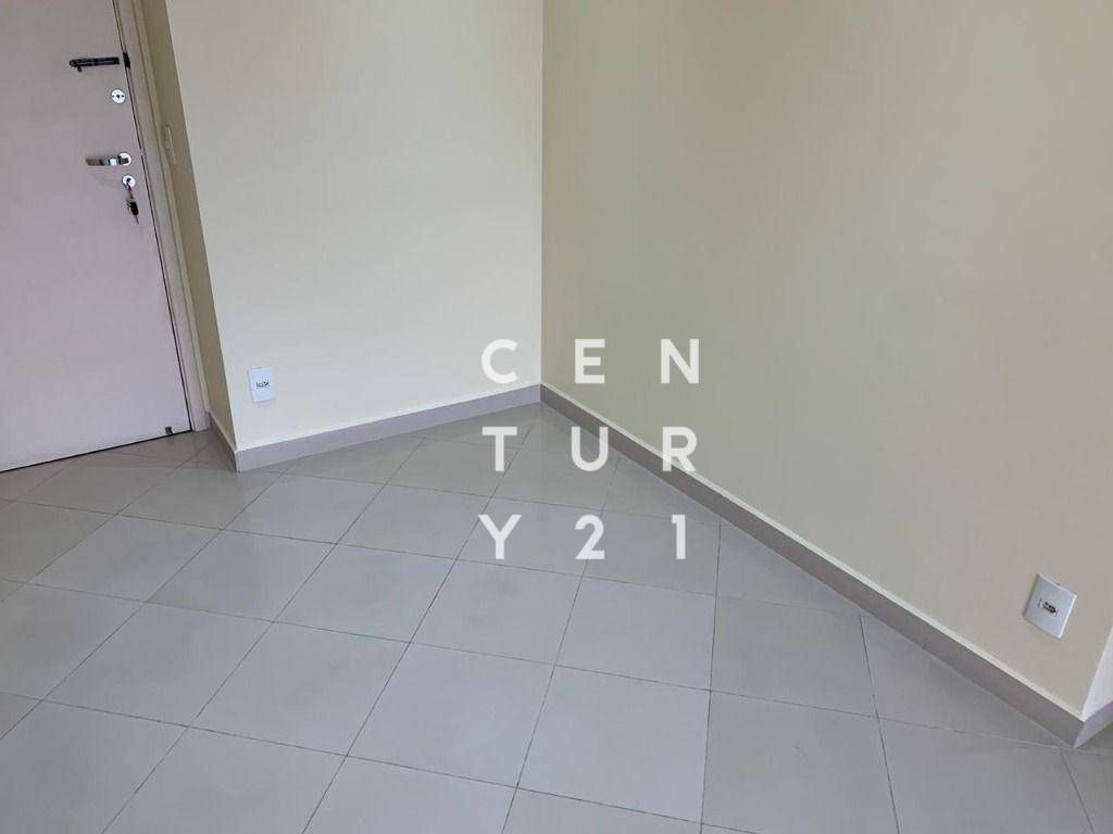 Apartamento à venda com 2 quartos, 58m² - Foto 7