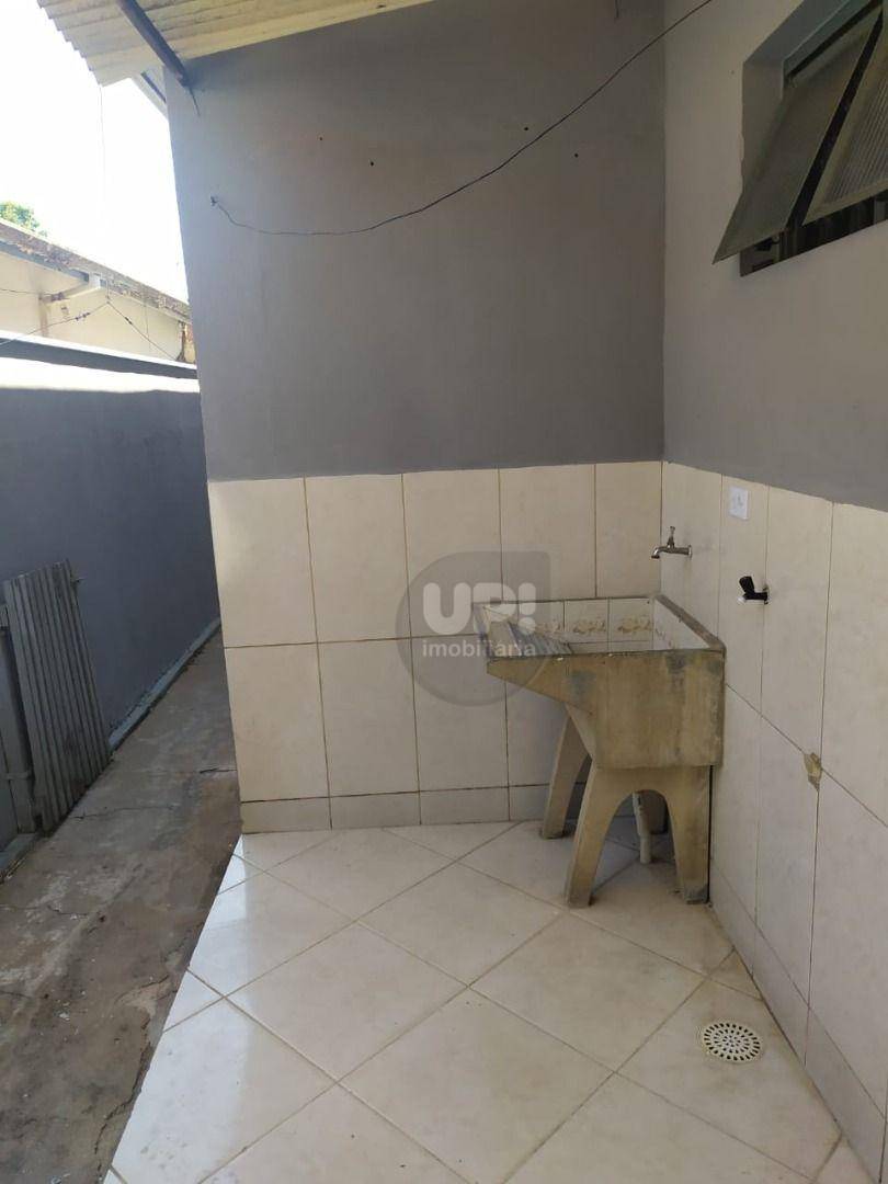 Casa à venda com 2 quartos, 81m² - Foto 16