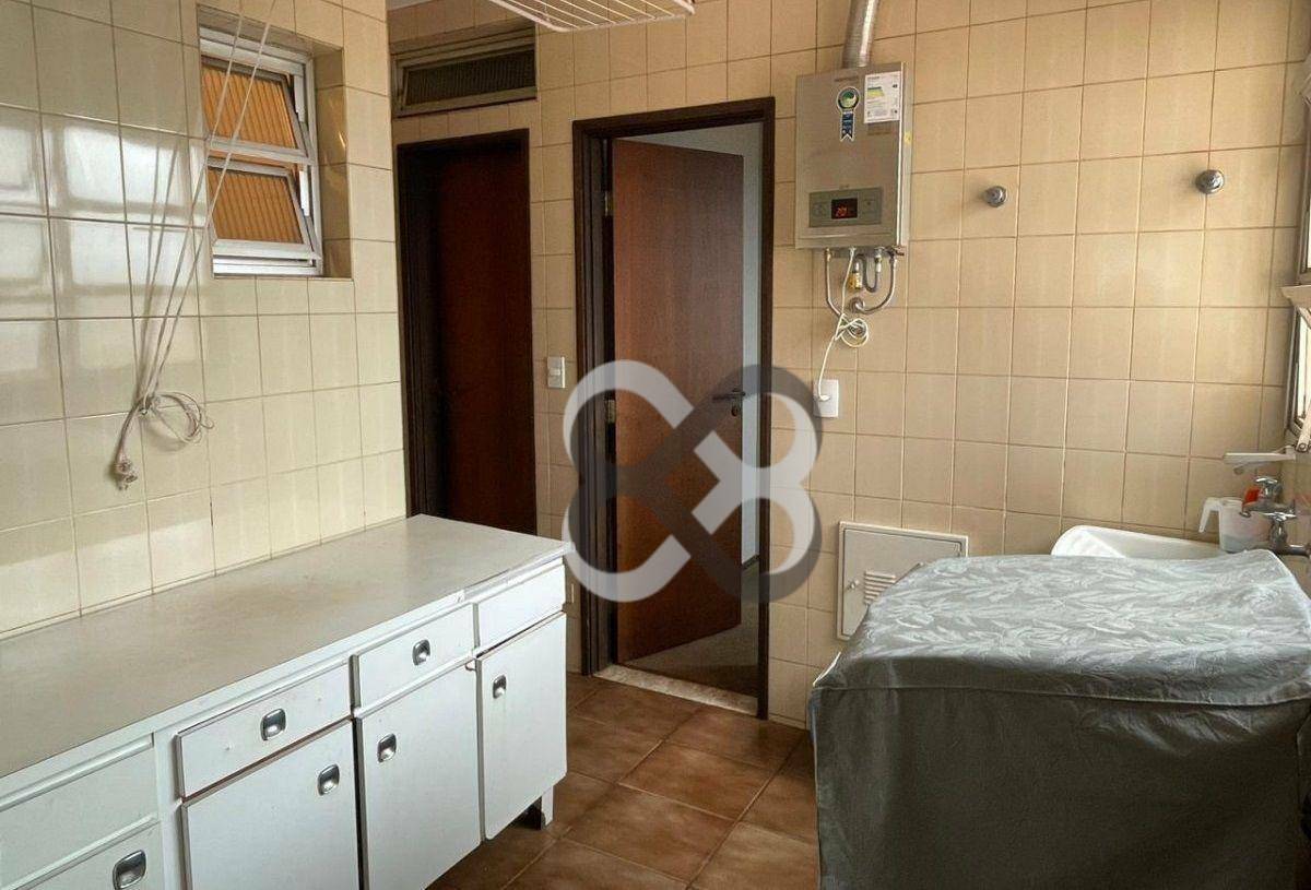 Apartamento à venda com 3 quartos, 131m² - Foto 9