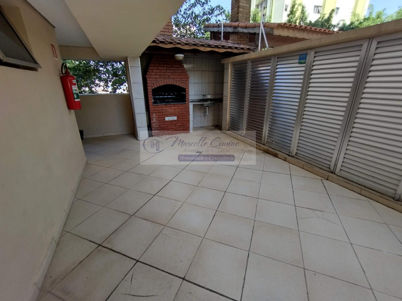 Apartamento para alugar com 2 quartos, 70m² - Foto 22