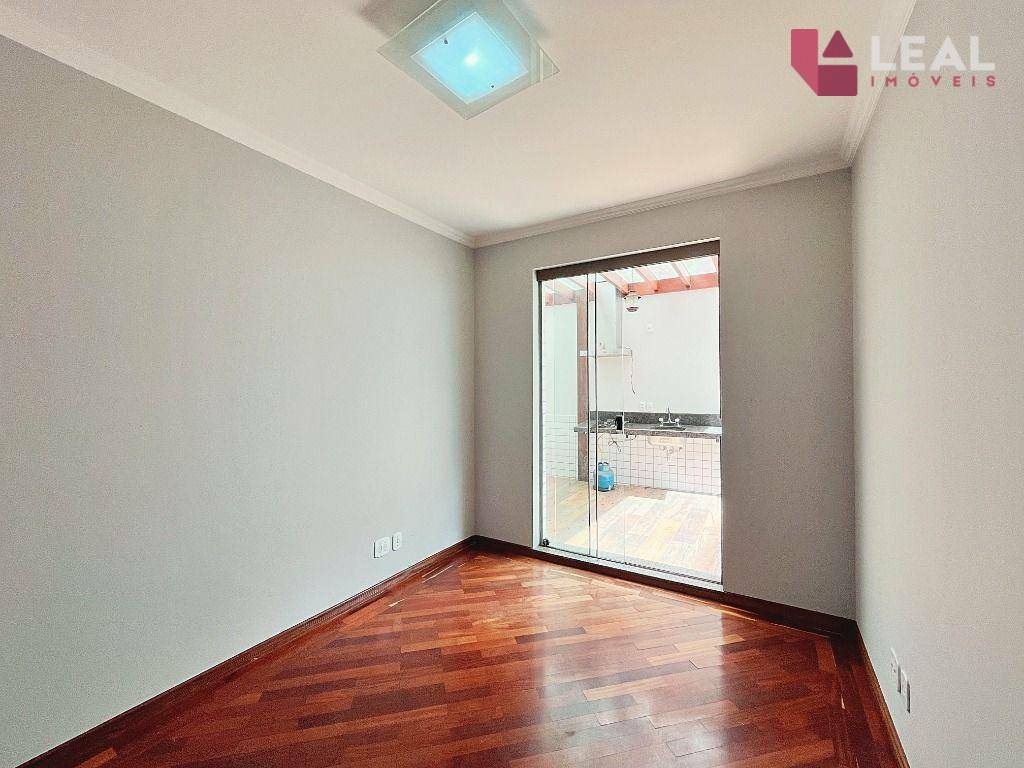 Apartamento à venda com 3 quartos, 223m² - Foto 22