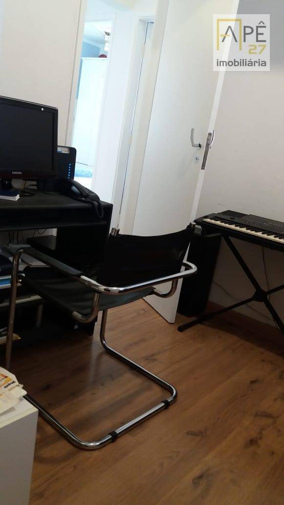 Apartamento à venda com 3 quartos, 80m² - Foto 13