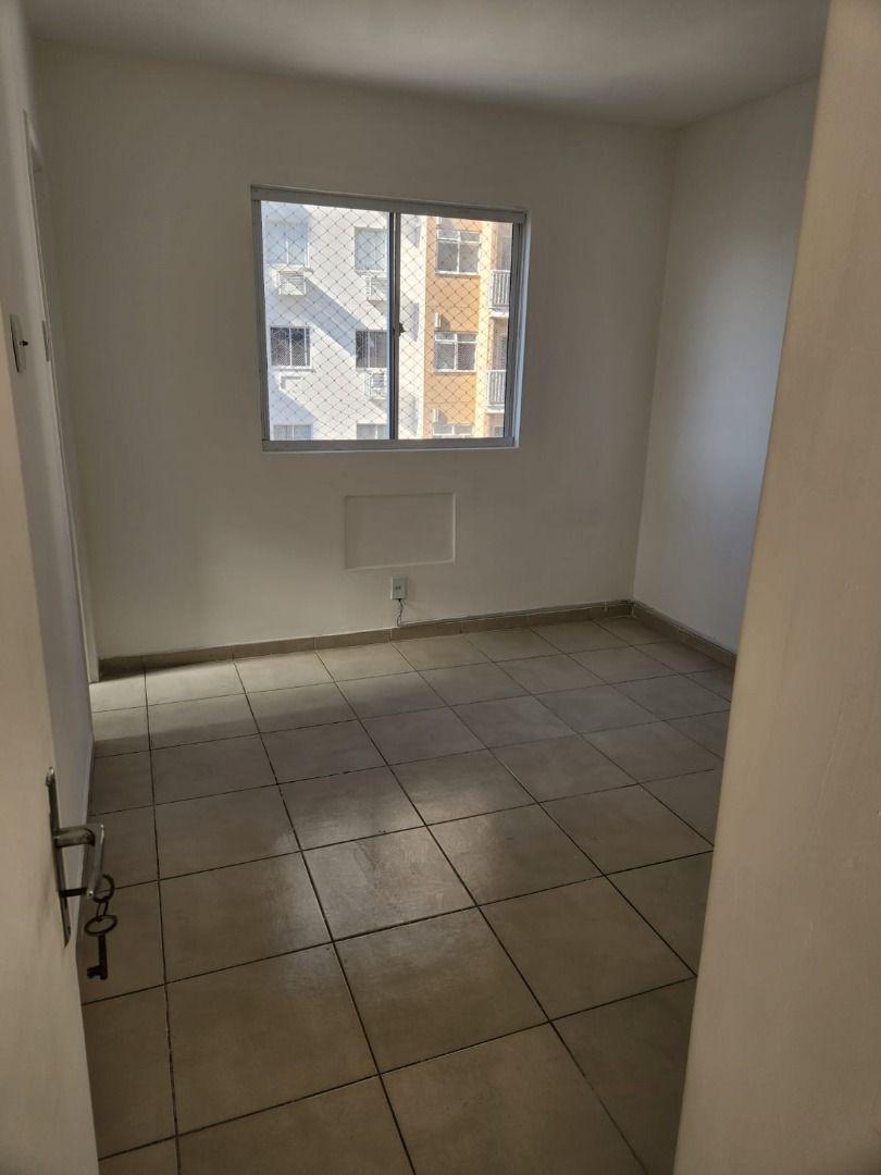 Apartamento à venda com 2 quartos, 62m² - Foto 6