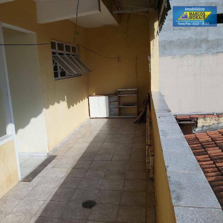 Casa à venda com 4 quartos, 314m² - Foto 12