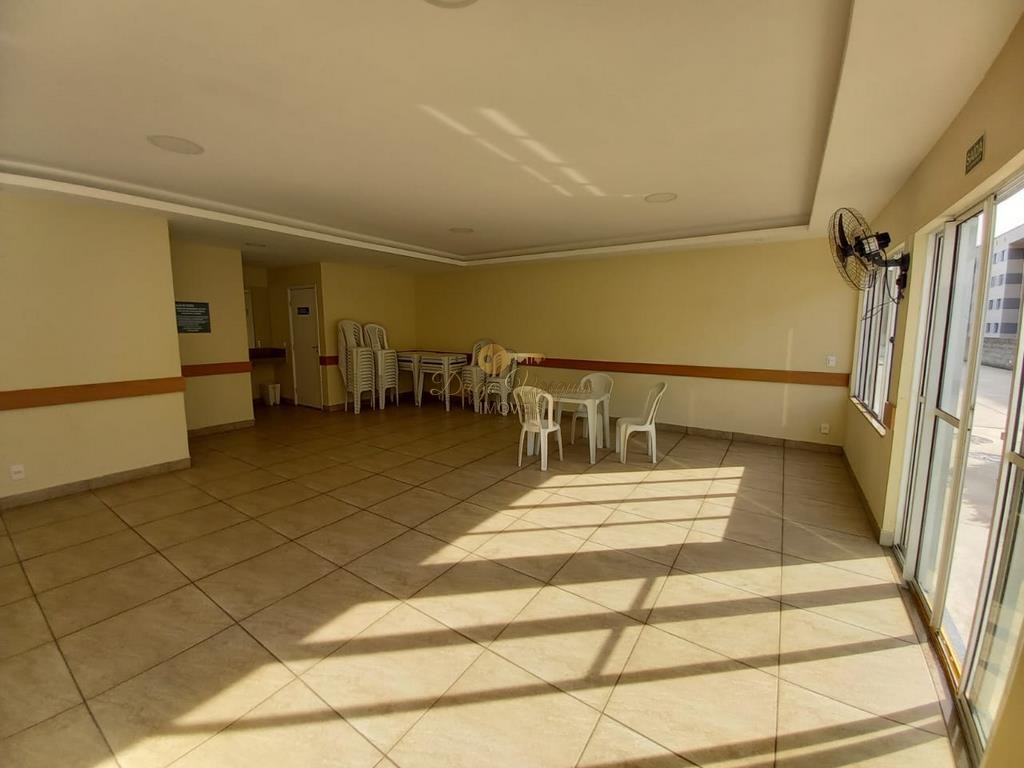 Apartamento à venda com 2 quartos, 50m² - Foto 18