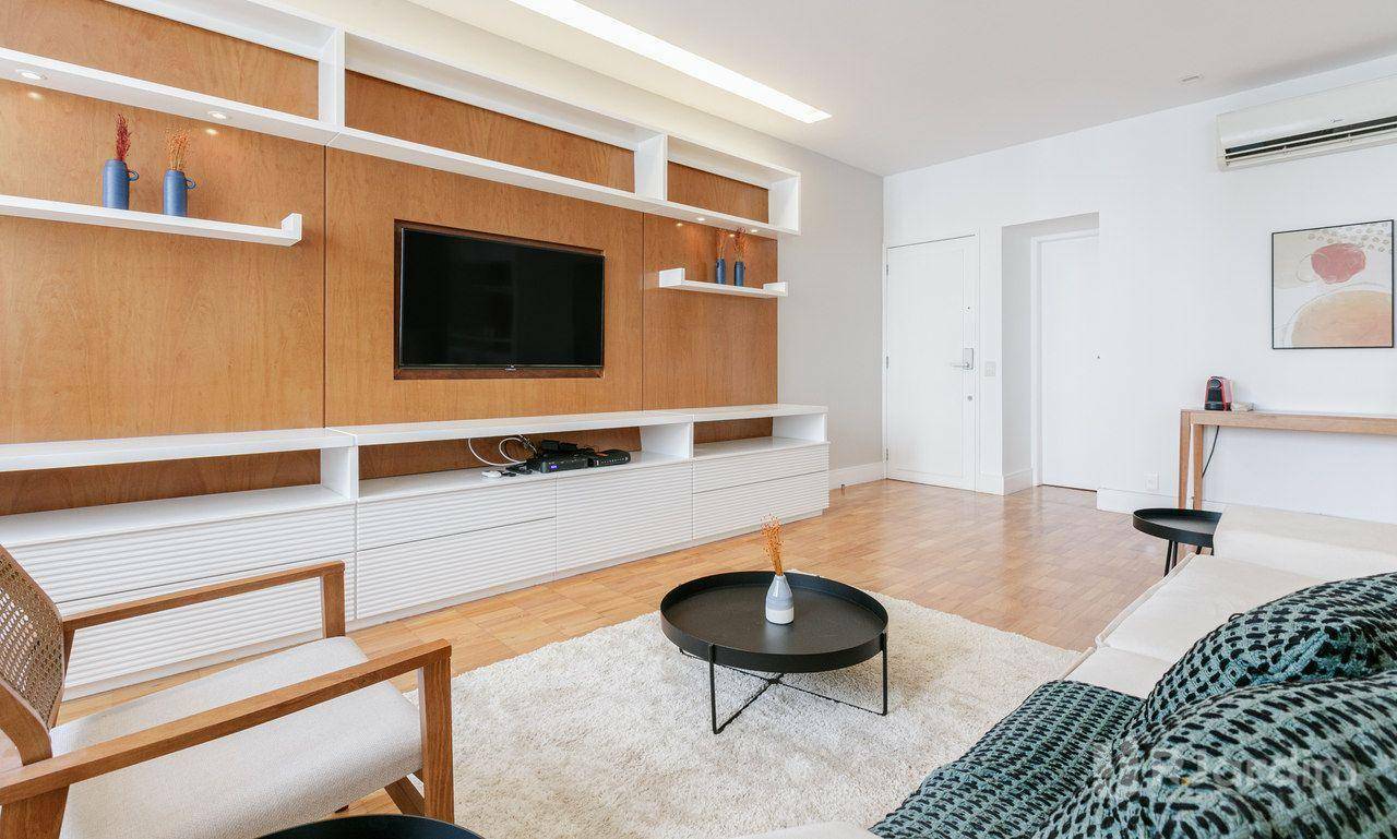 Apartamento para alugar com 3 quartos, 146m² - Foto 30