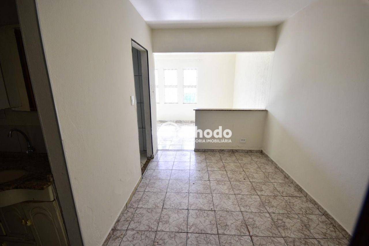 Casa à venda com 5 quartos, 250m² - Foto 7